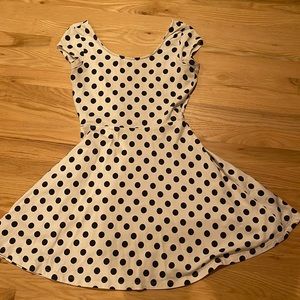 Guess skater type dress black and white polka dots